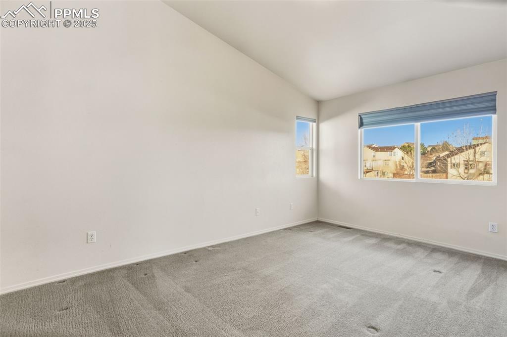 Image 19 of 42: Master Bedroom