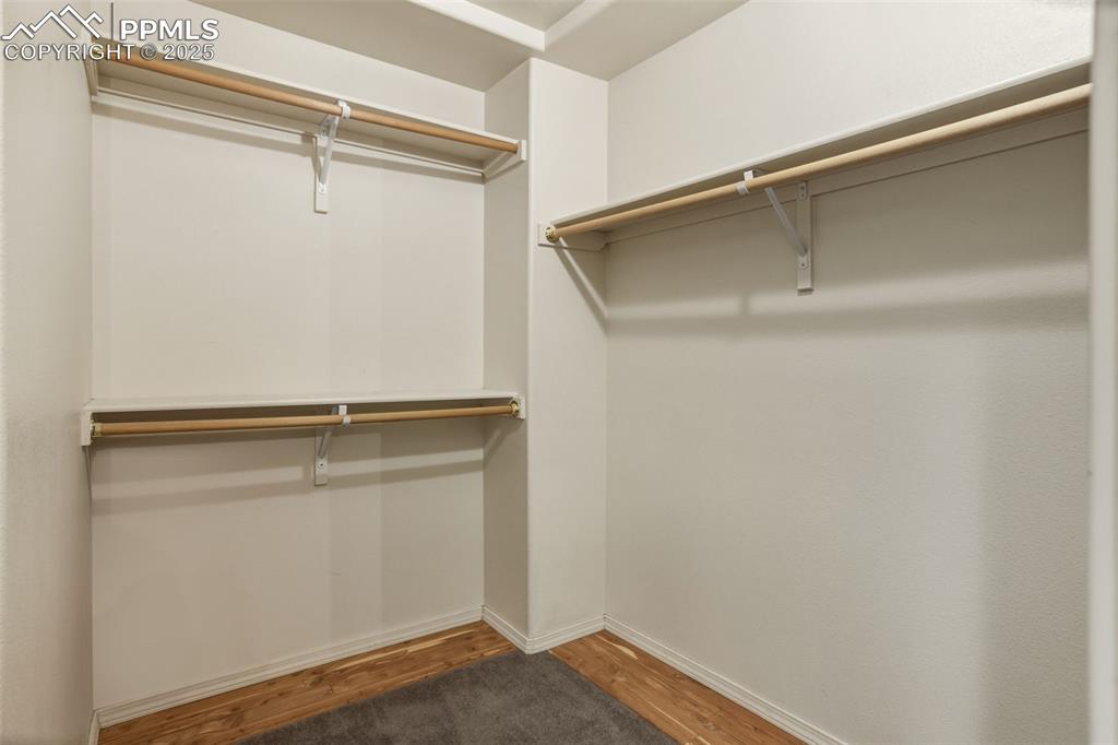 Image 22 of 42: Closet