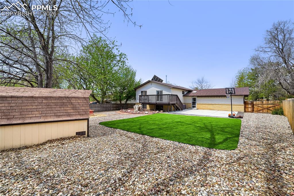 Image 24 of 27: Back of Structure