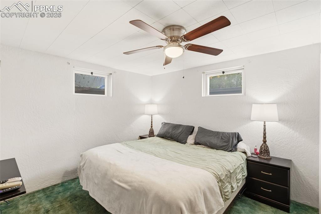 Image 11 of 28: Bedroom