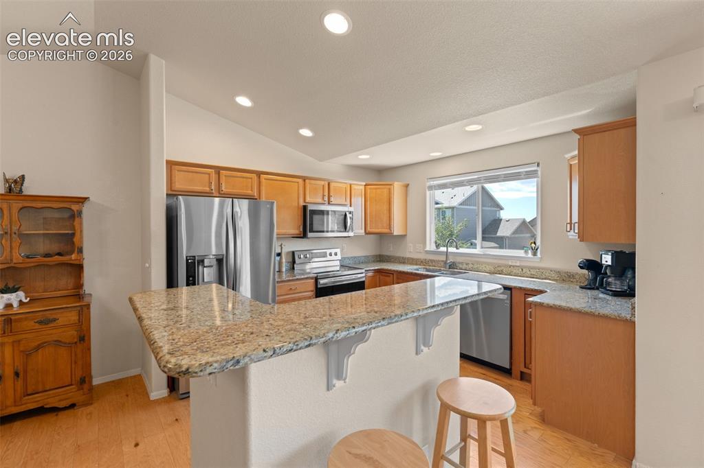 Image 13 of 48: Kitchen