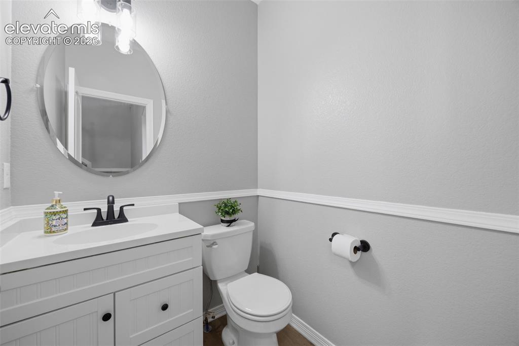 Image 12 of 46: Bathroom