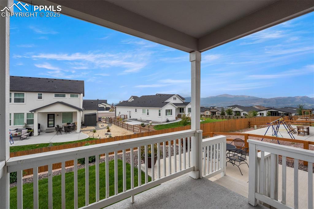 Image 3 of 40: Balcony