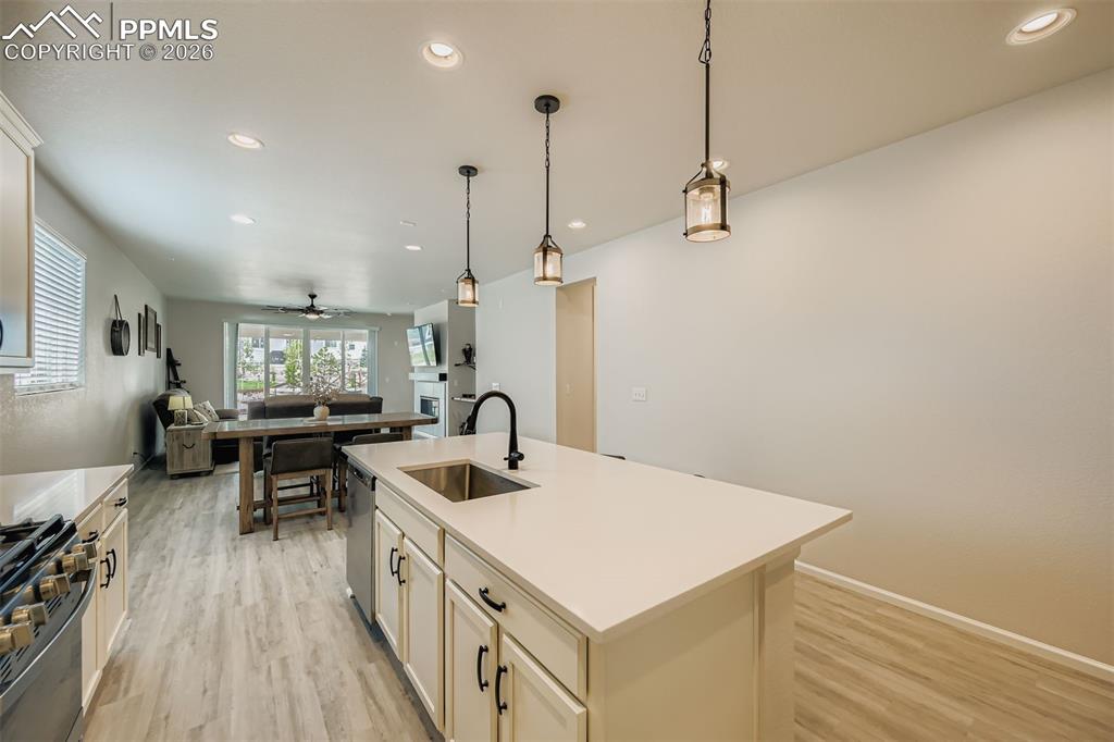 Image 12 of 29: Kitchen