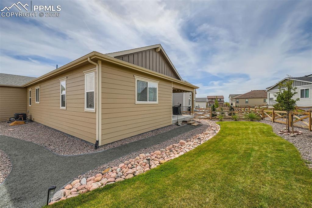 Image 28 of 29: Side of Structure