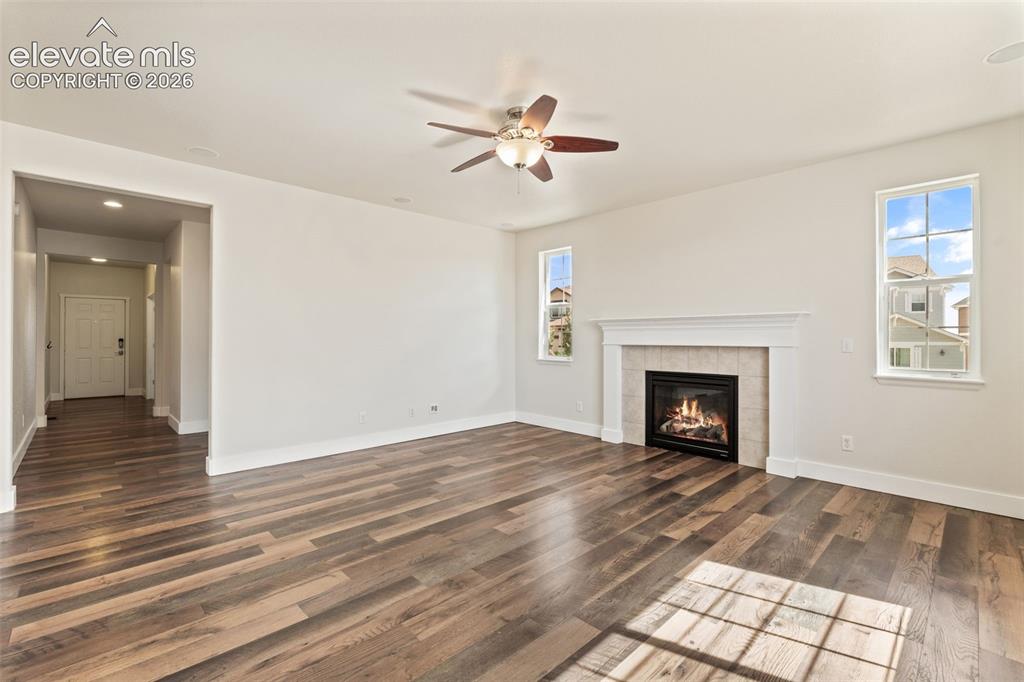Image 10 of 43: Living Room