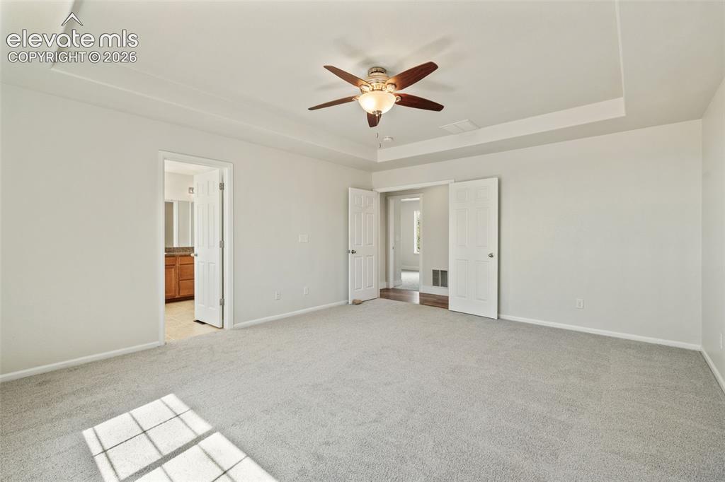 Image 18 of 43: Bedroom