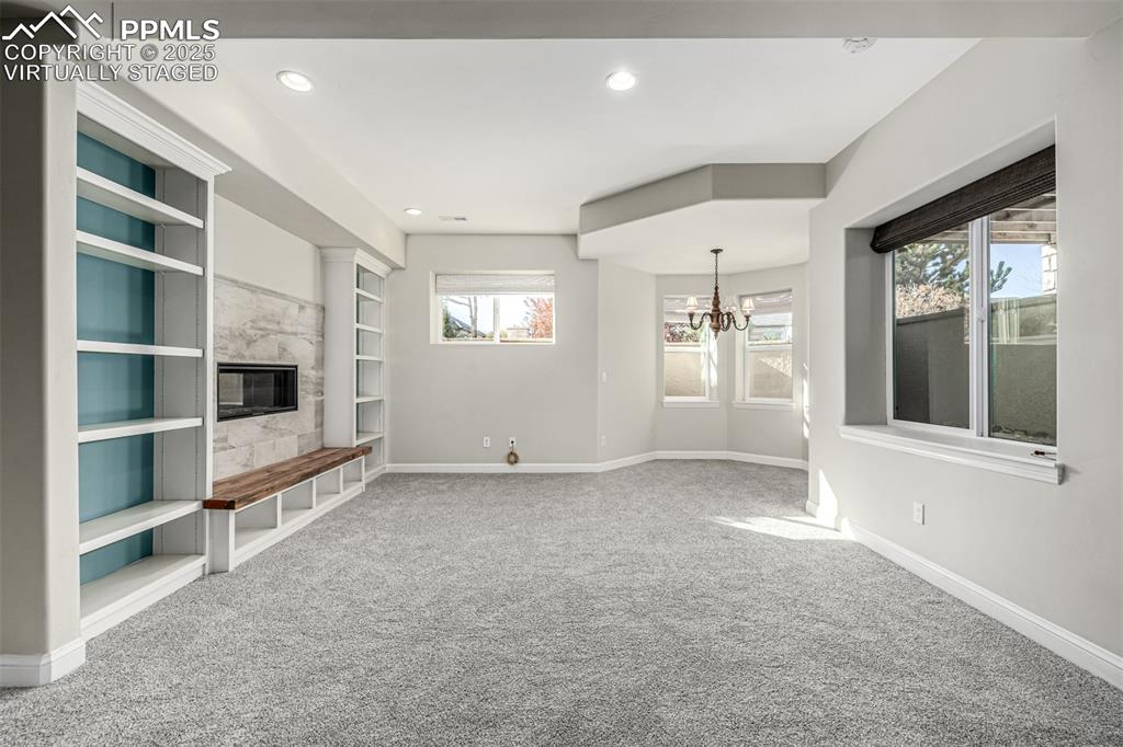 Image 16 of 50: Virtually Staged