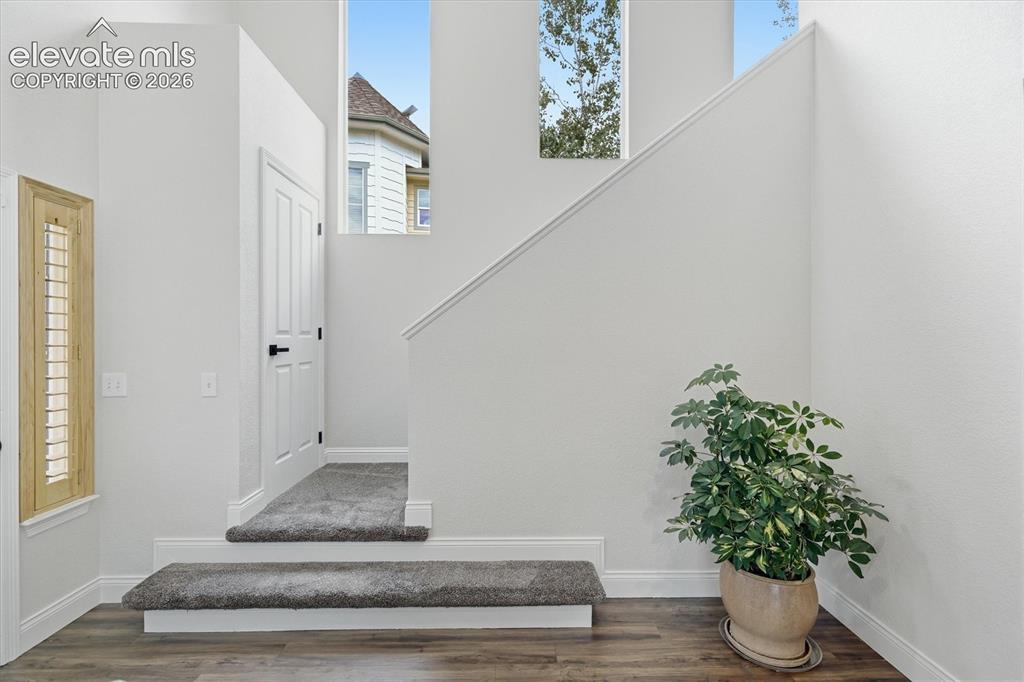 Image 10 of 50: Grand Entry Foyer