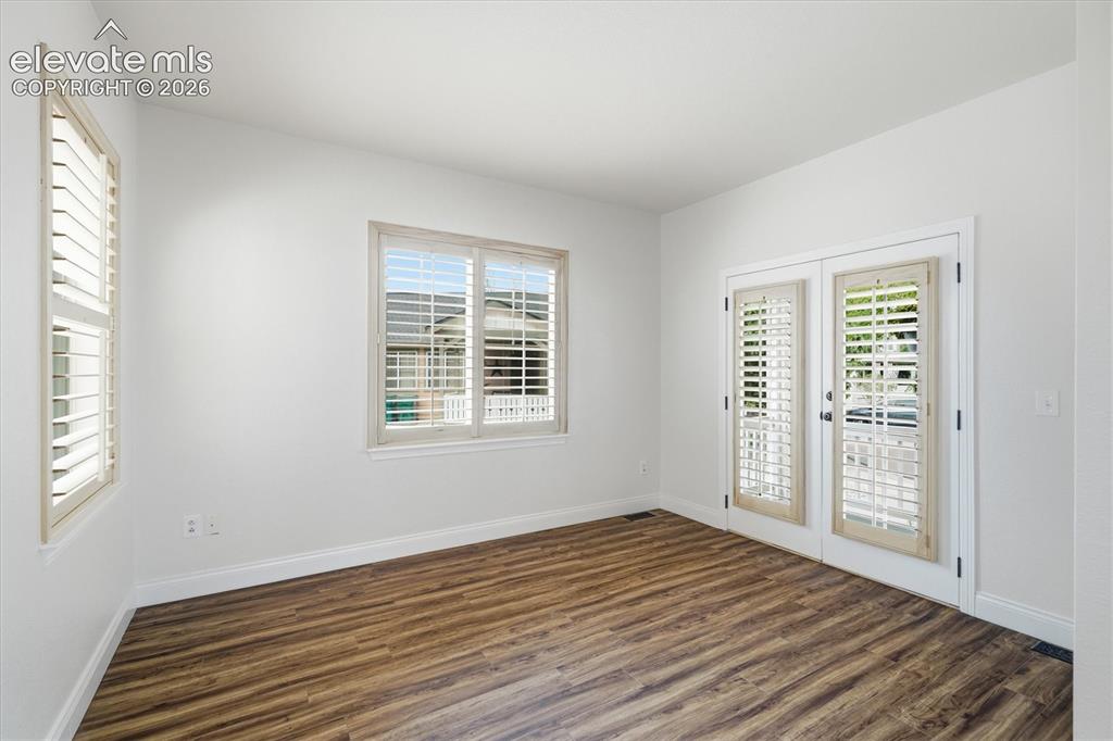 Image 13 of 50: Flex room- Office, game room, gym, hobby room etc. 