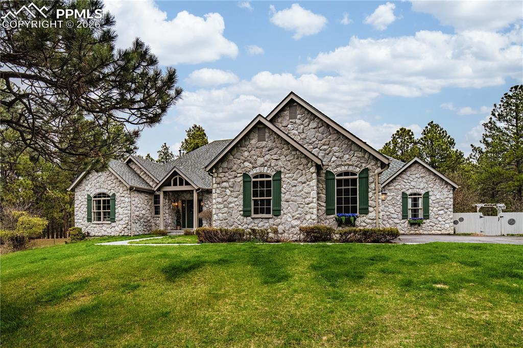 Image 1 of 41: Front of Structure