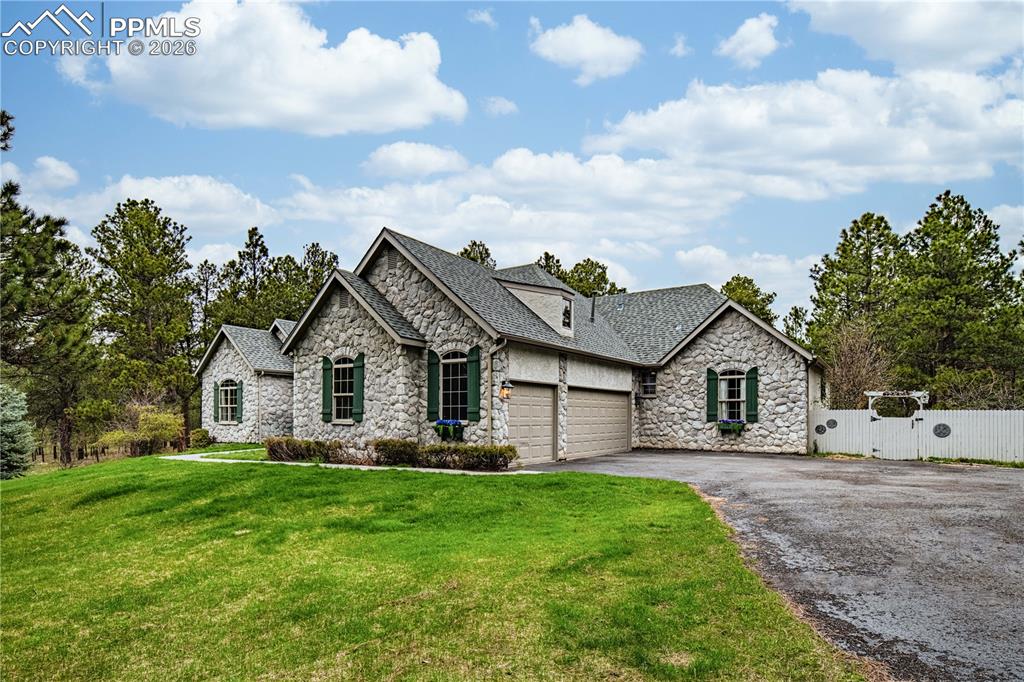 Image 2 of 41: Front of Structure