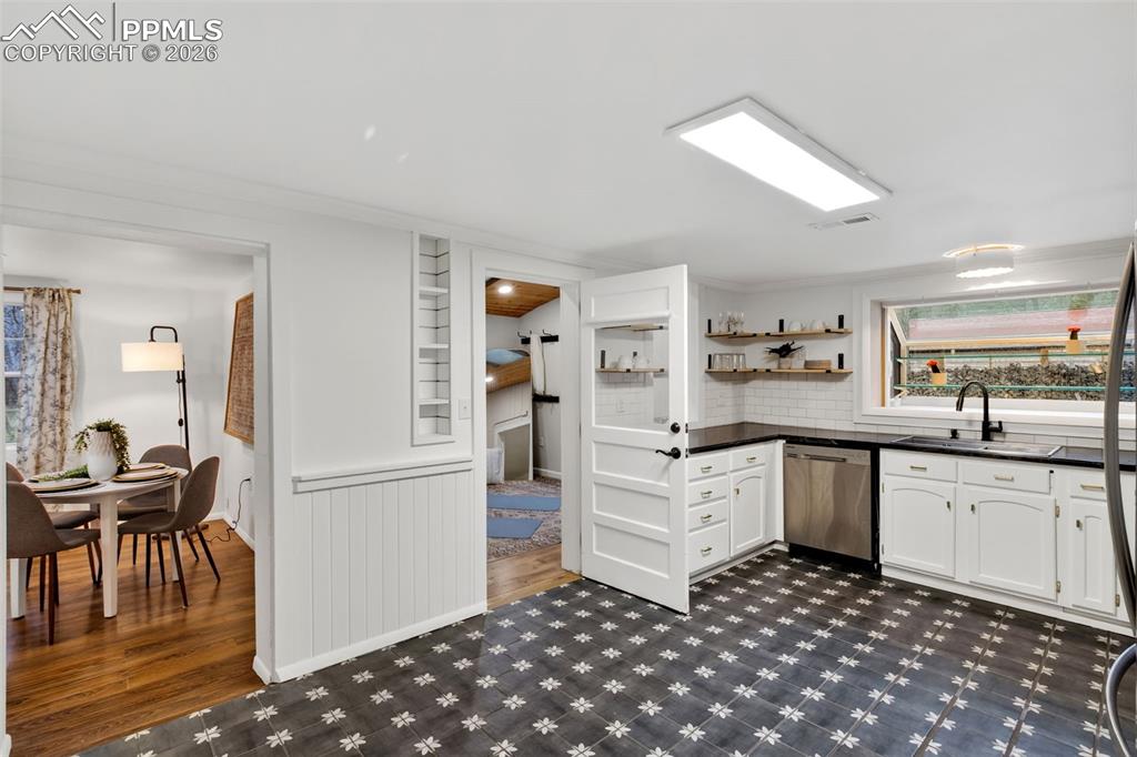 Image 15 of 34: No Description Available