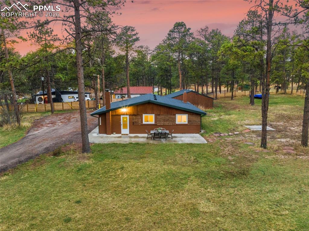 Image 2 of 34: Front of home