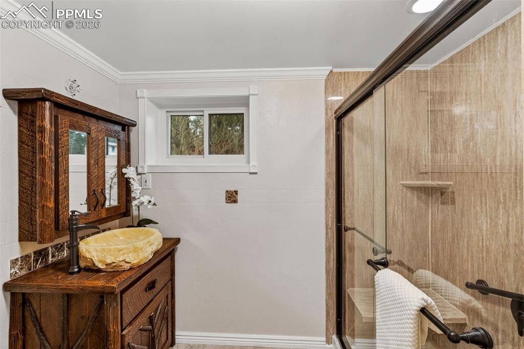 Image 25 of 34: No Description Available