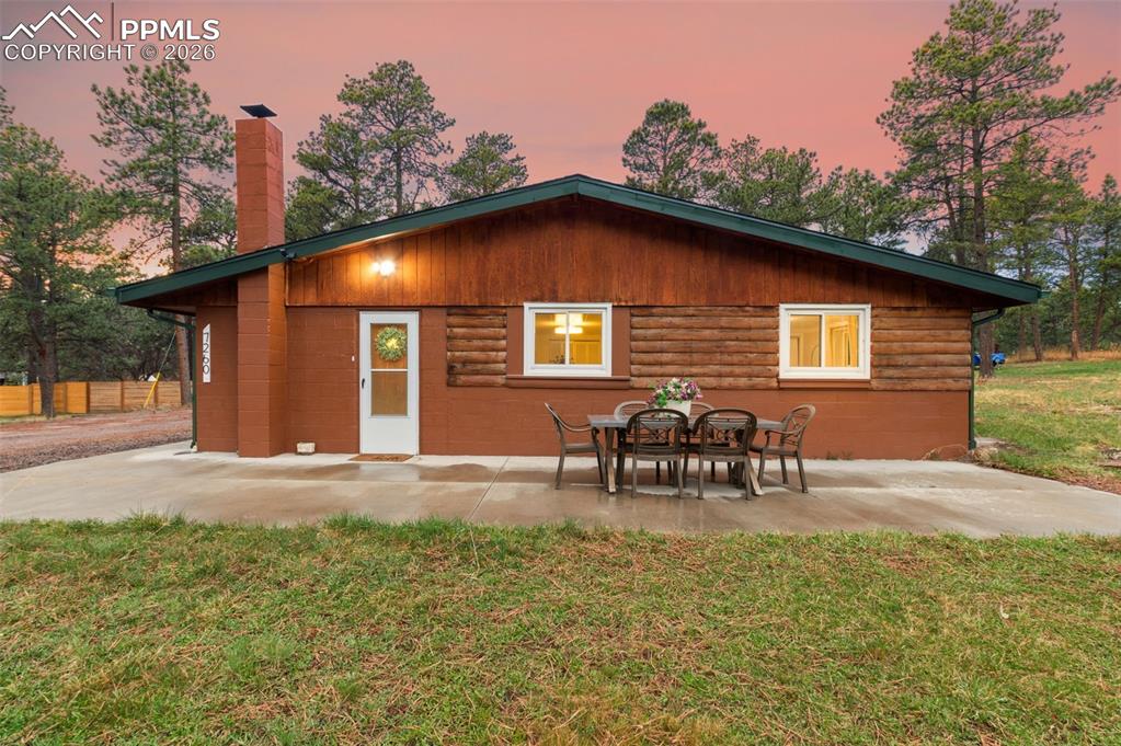 Image 31 of 34: No Description Available