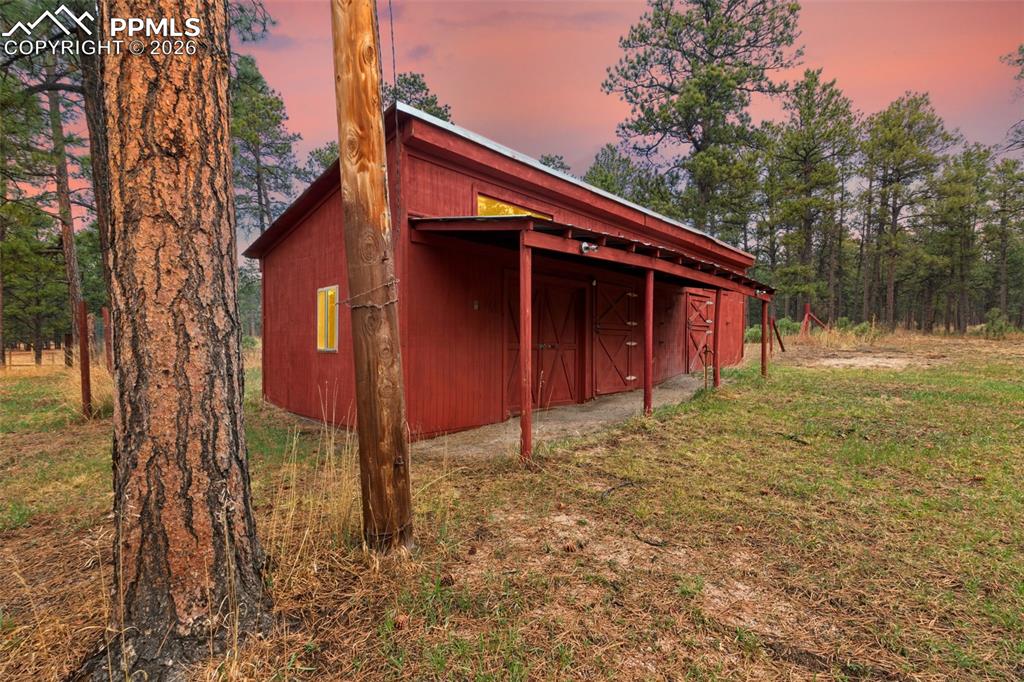 Image 33 of 34: Barn