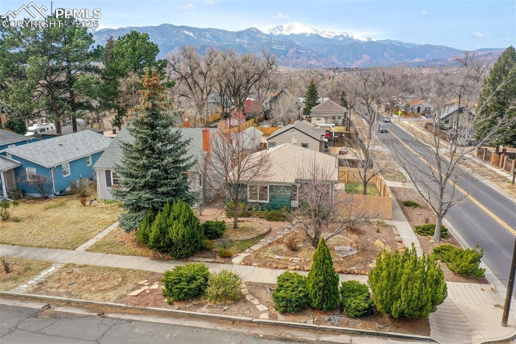 Image 35 of 50: Side of Structure