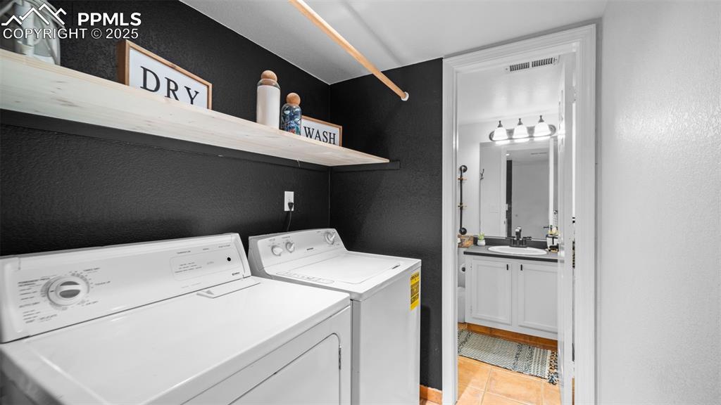 Image 20 of 41: Laundry