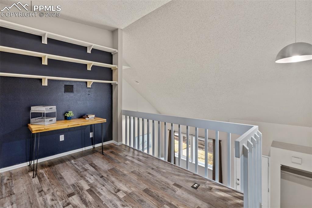 Image 7 of 26: Upper Level Loft / Office