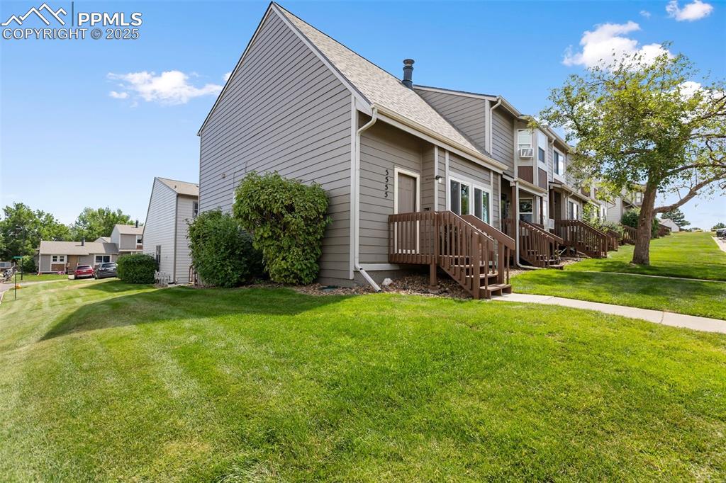 Image 9 of 26: Side of Structure