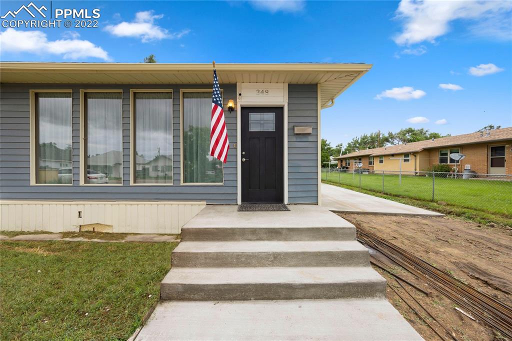 Listing 9427166, Image 1 of 29