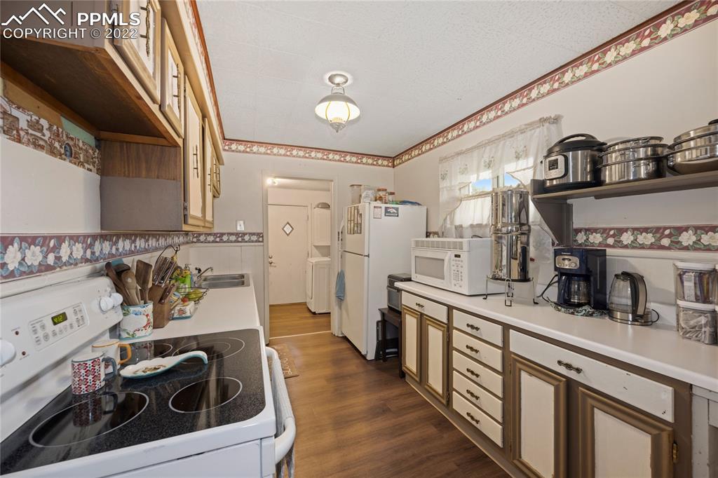Listing 9427166, Image 18 of 29