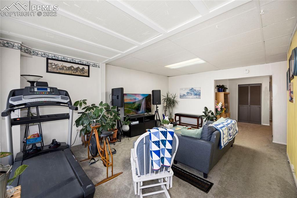 Listing 9427166, Image 23 of 29