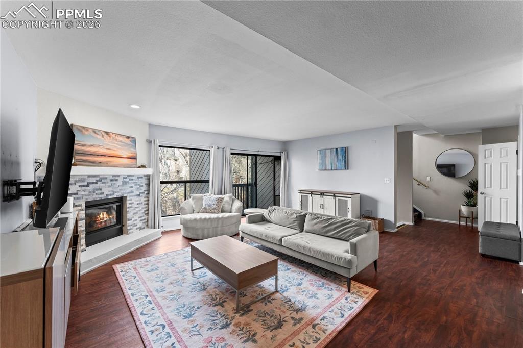 Image 13 of 38: Living Room