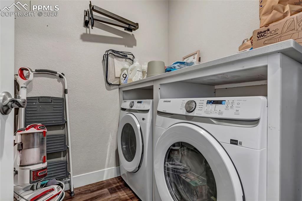 Image 17 of 39: Laundry