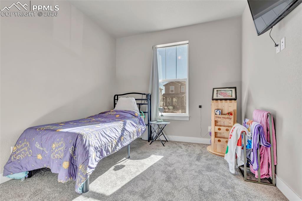 Image 19 of 39: Bedroom