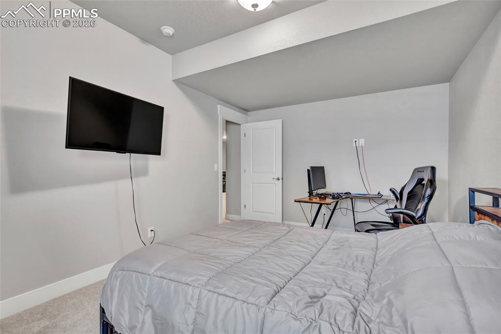 Image 35 of 39: Bedroom