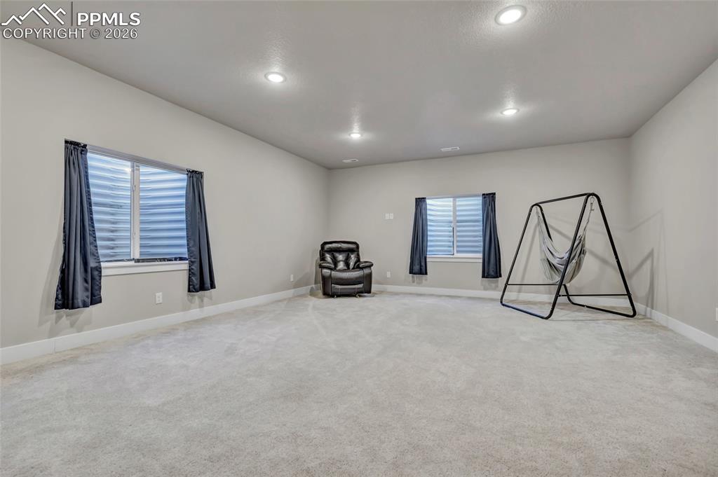 Image 36 of 39: Sitting Room