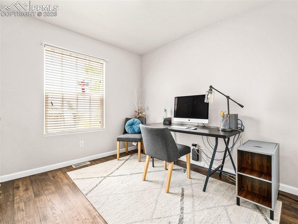 Image 11 of 34: Office