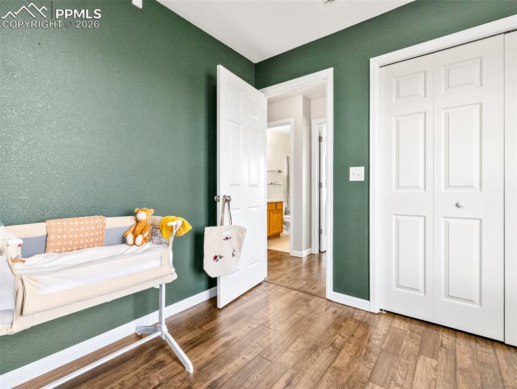 Image 12 of 34: Sitting Room