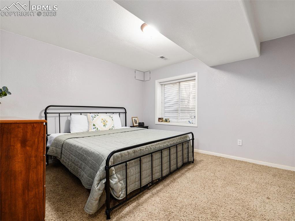 Image 25 of 34: Bedroom