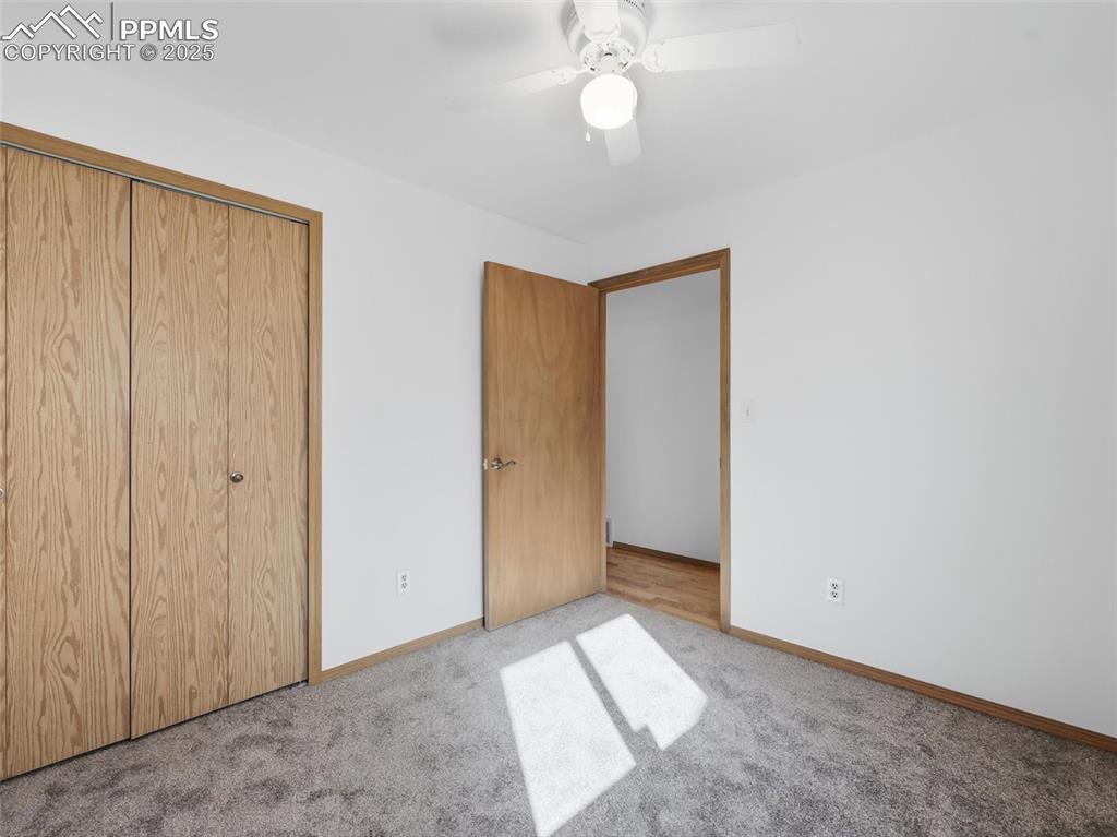 Image 16 of 31: Bedroom