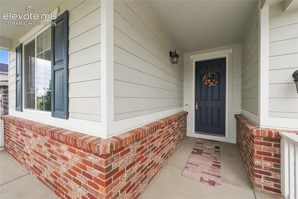 Image 5 of 49: Entry