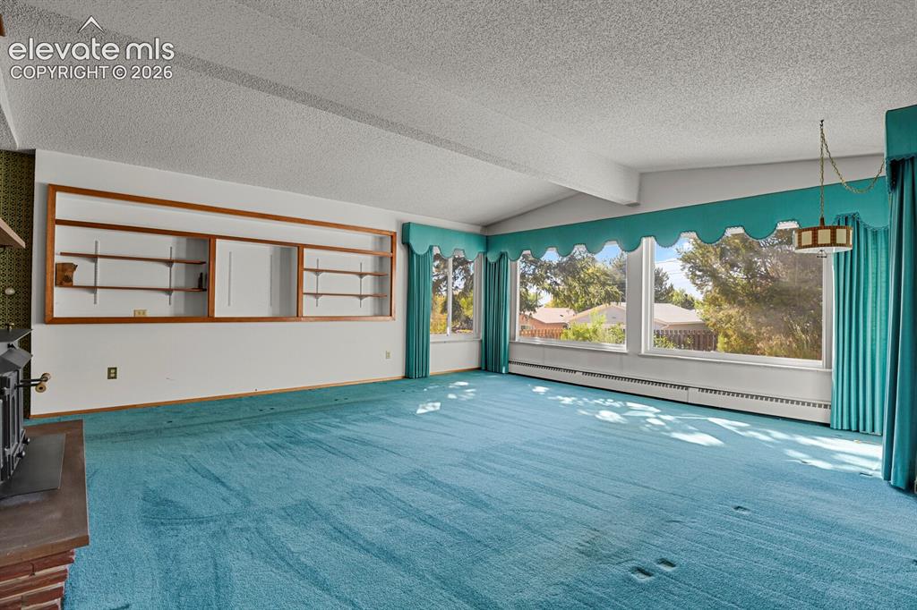 Image 7 of 46: Family Room