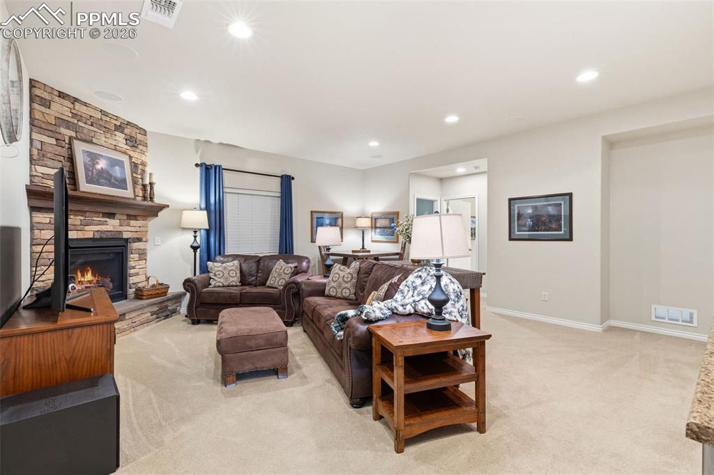 Image 26 of 43: Family Room