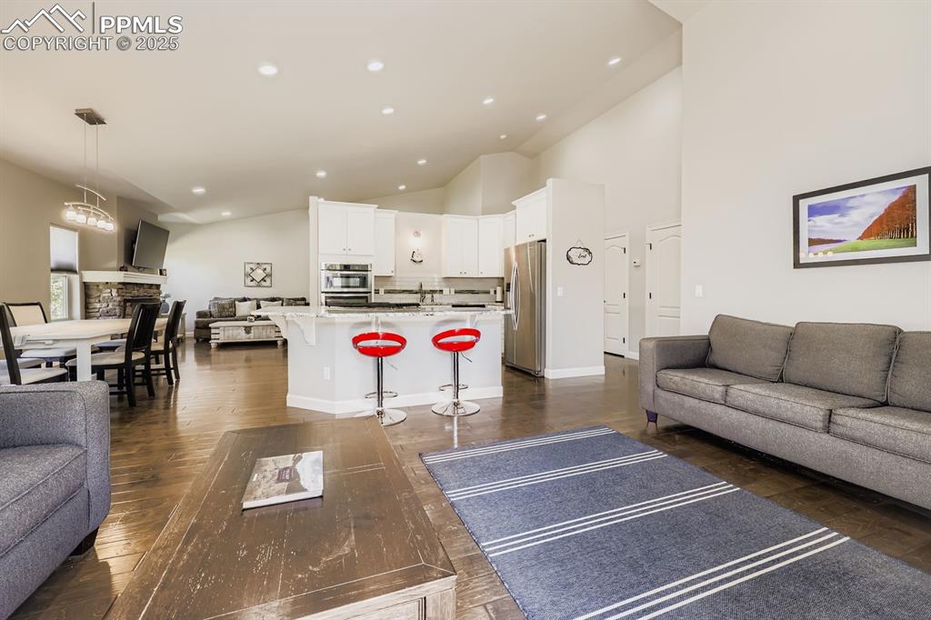 Image 15 of 29: Living Room