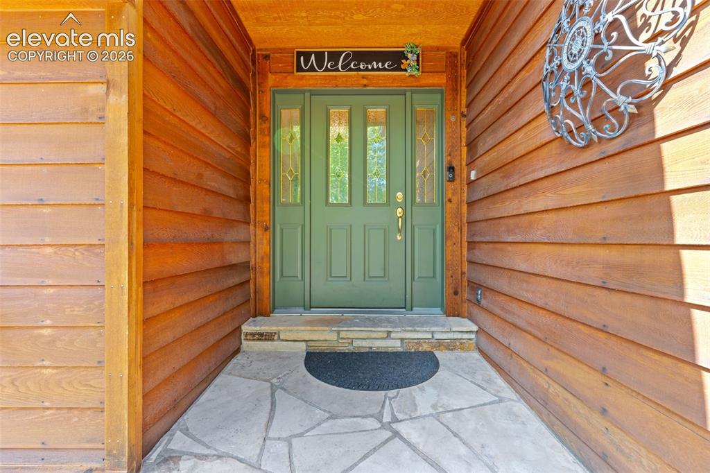 Image 4 of 39: Entry