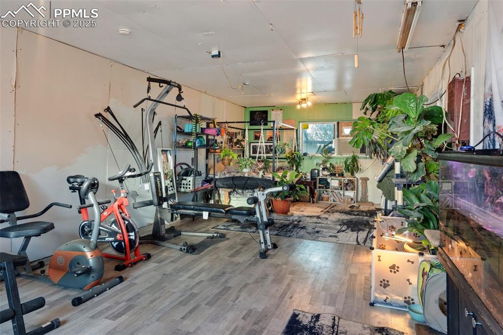 Image 34 of 50: Exercise Room