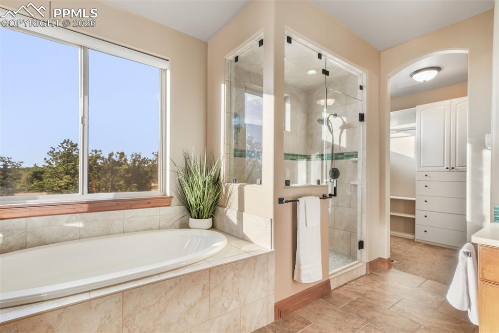 Image 25 of 50: Pet Room