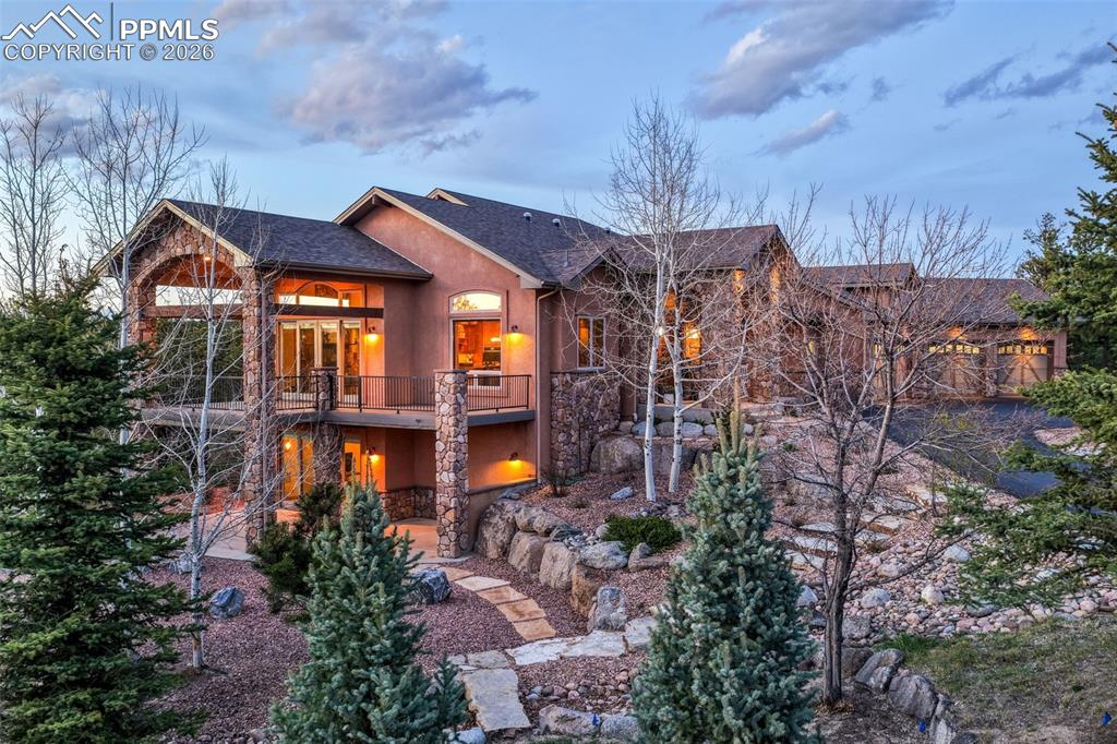 Image 44 of 50: Bathroom