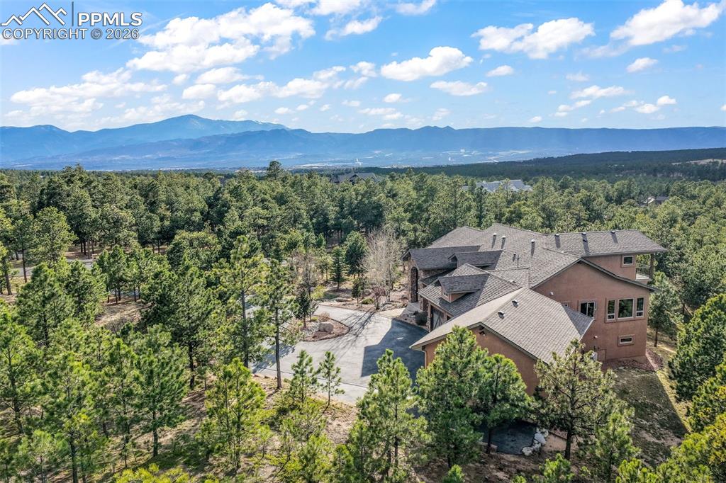 Image 47 of 50: Side of Structure