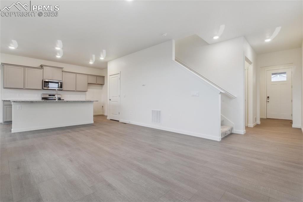 Image 12 of 32: No Description Available