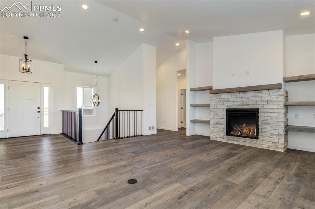 Listing 9441010, Image 16 of 35