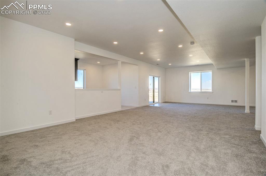 Listing 9441010, Image 32 of 35