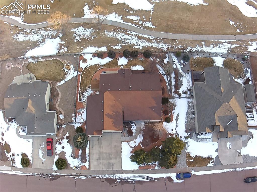 Image 8 of 47: Over .25 acres is well used & fully landscaped